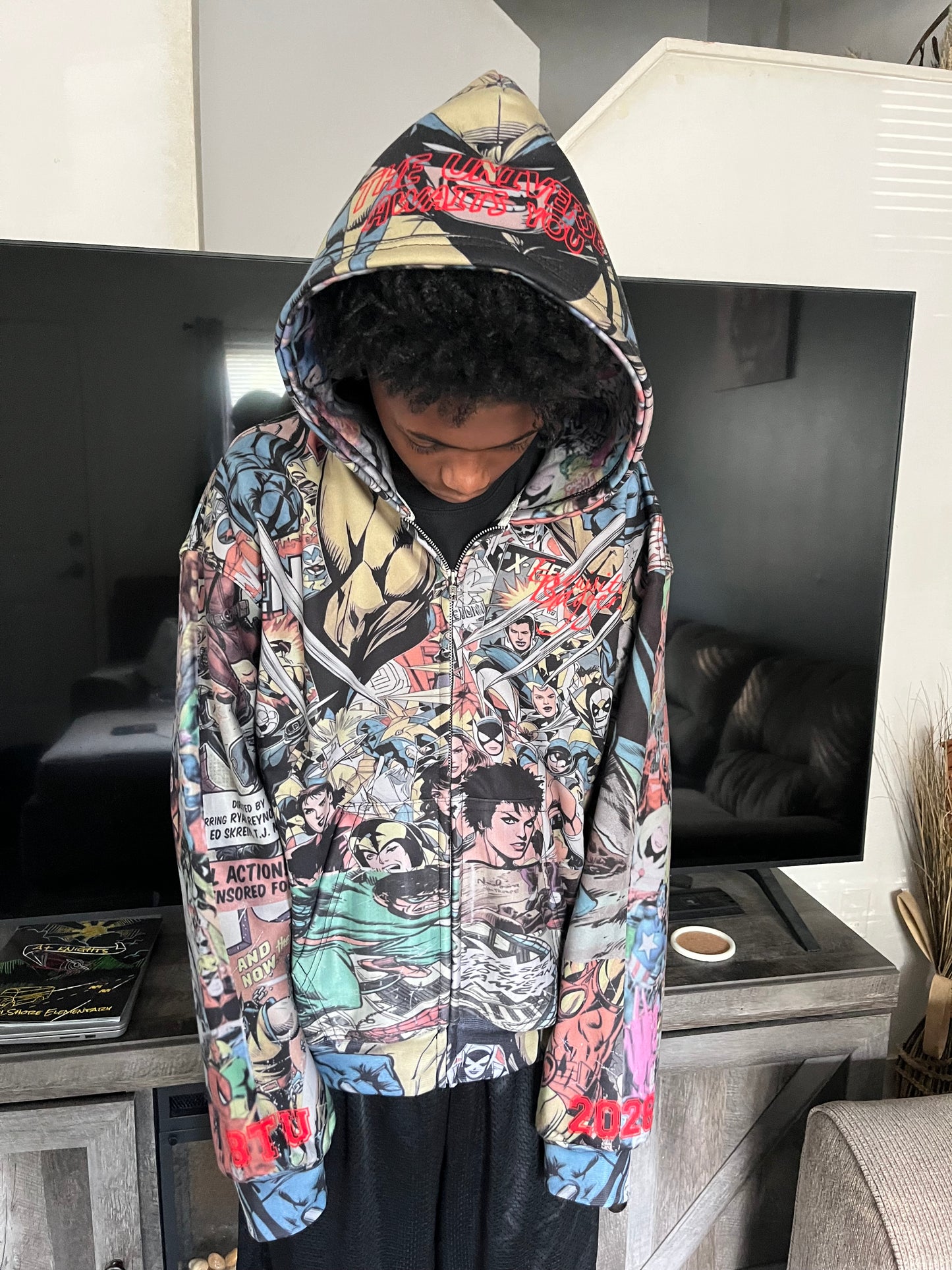 Bag The World Zip Up
